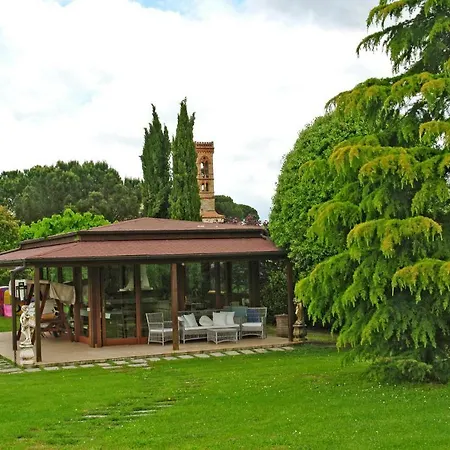 Вилла Solidea *
